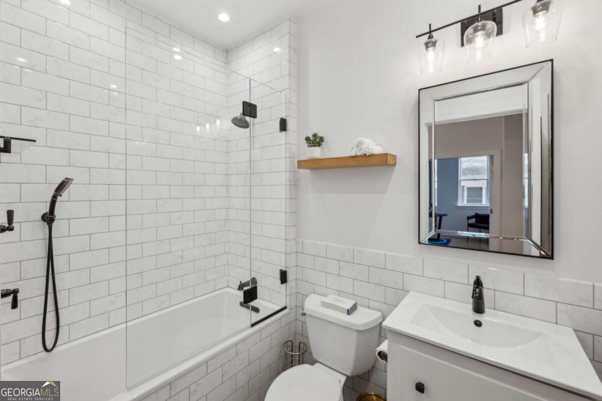 1058 Piedmont Avenue # 103