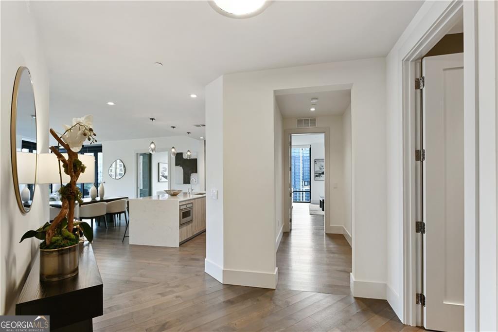 3107 Peachtree Road NE # 1005