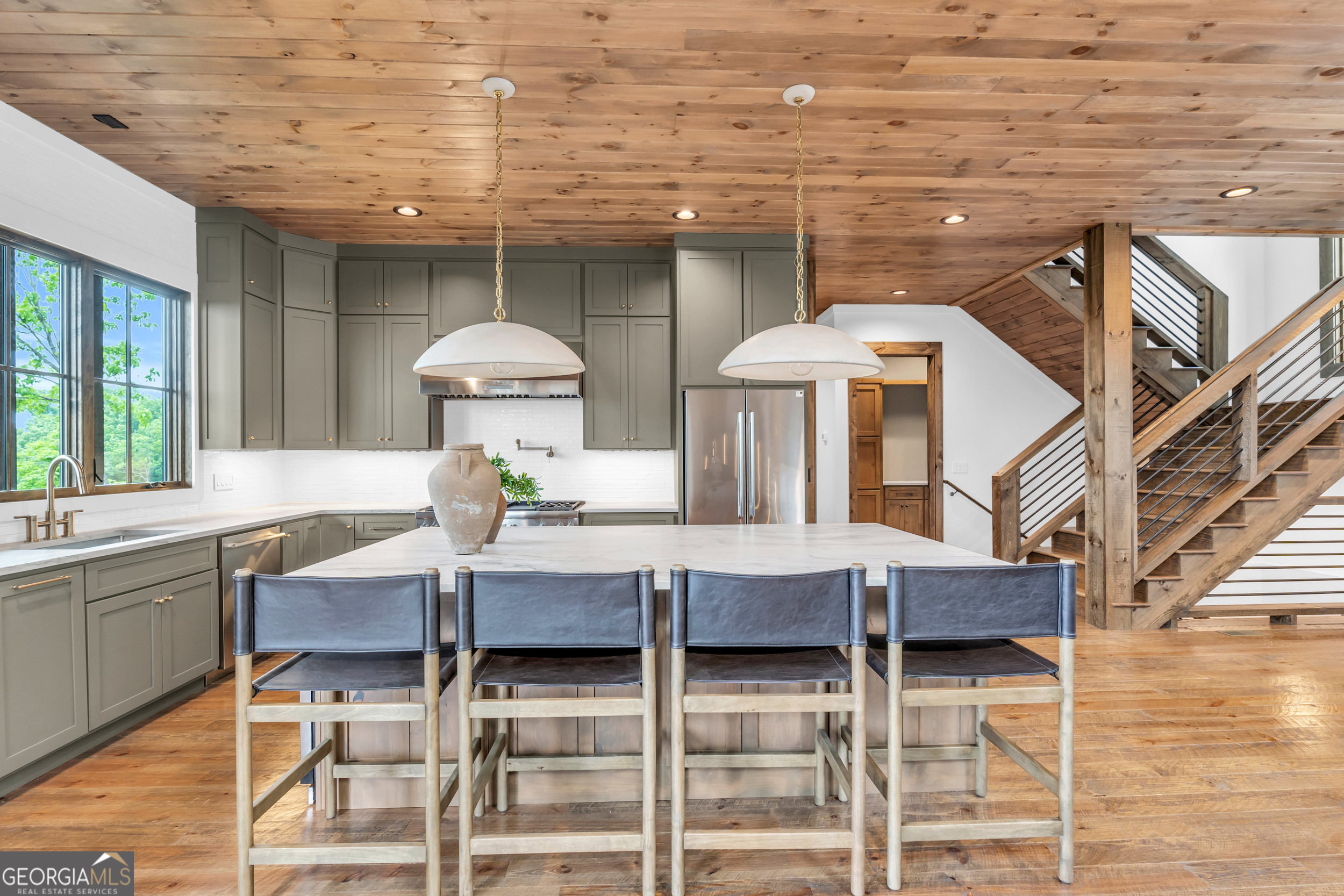 726 Overlook Drive