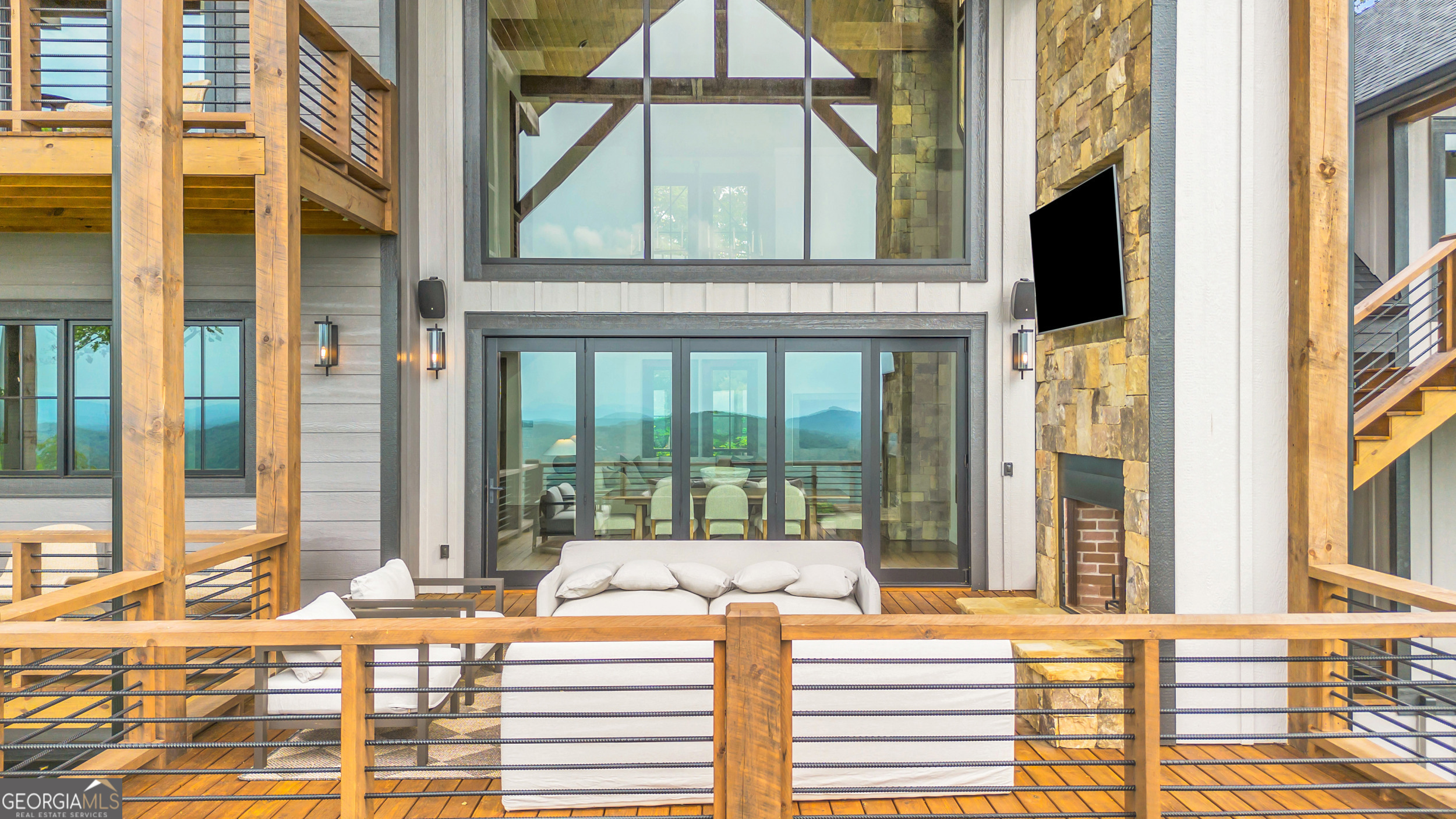 726 Overlook Drive