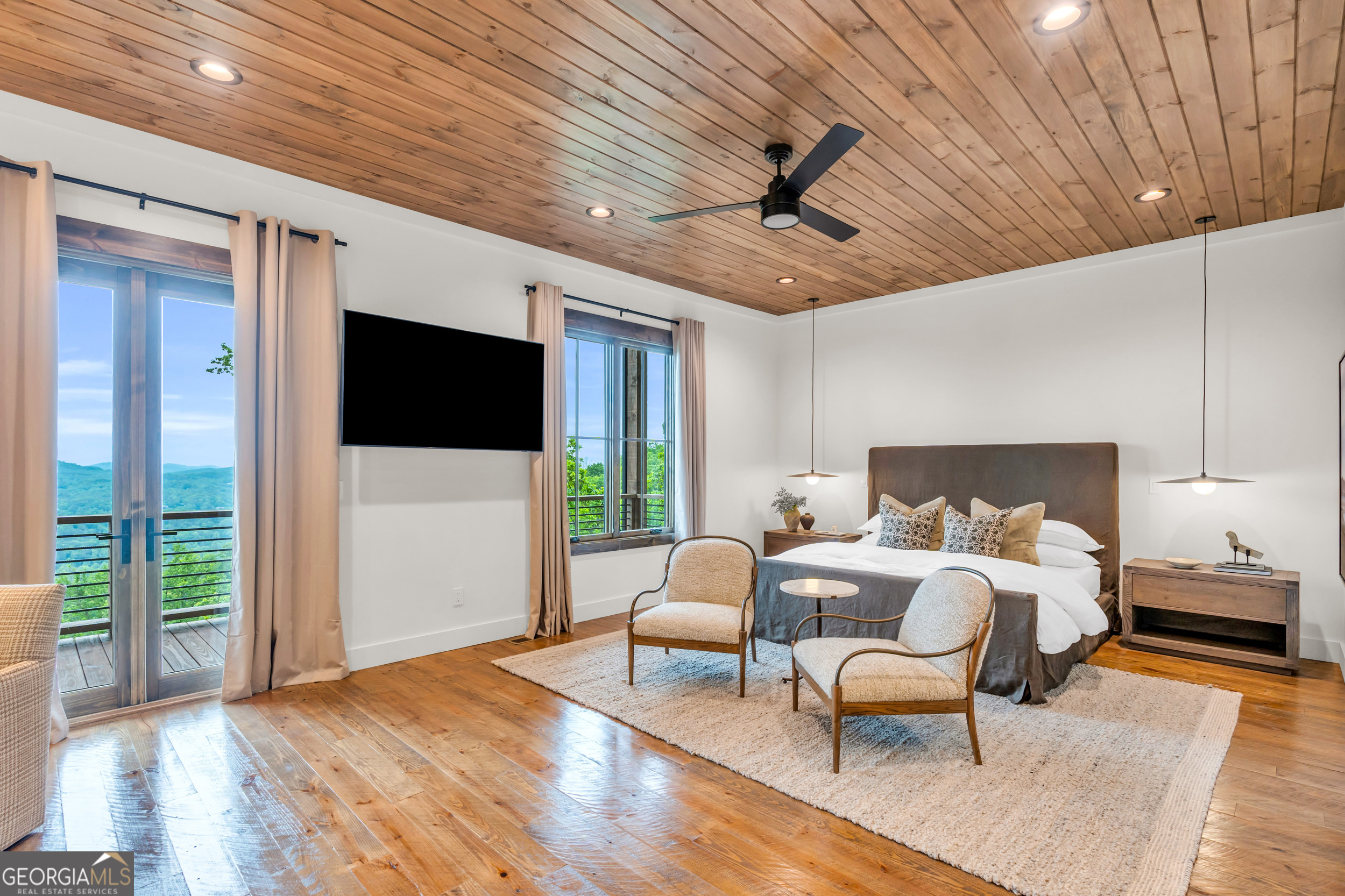 726 Overlook Drive