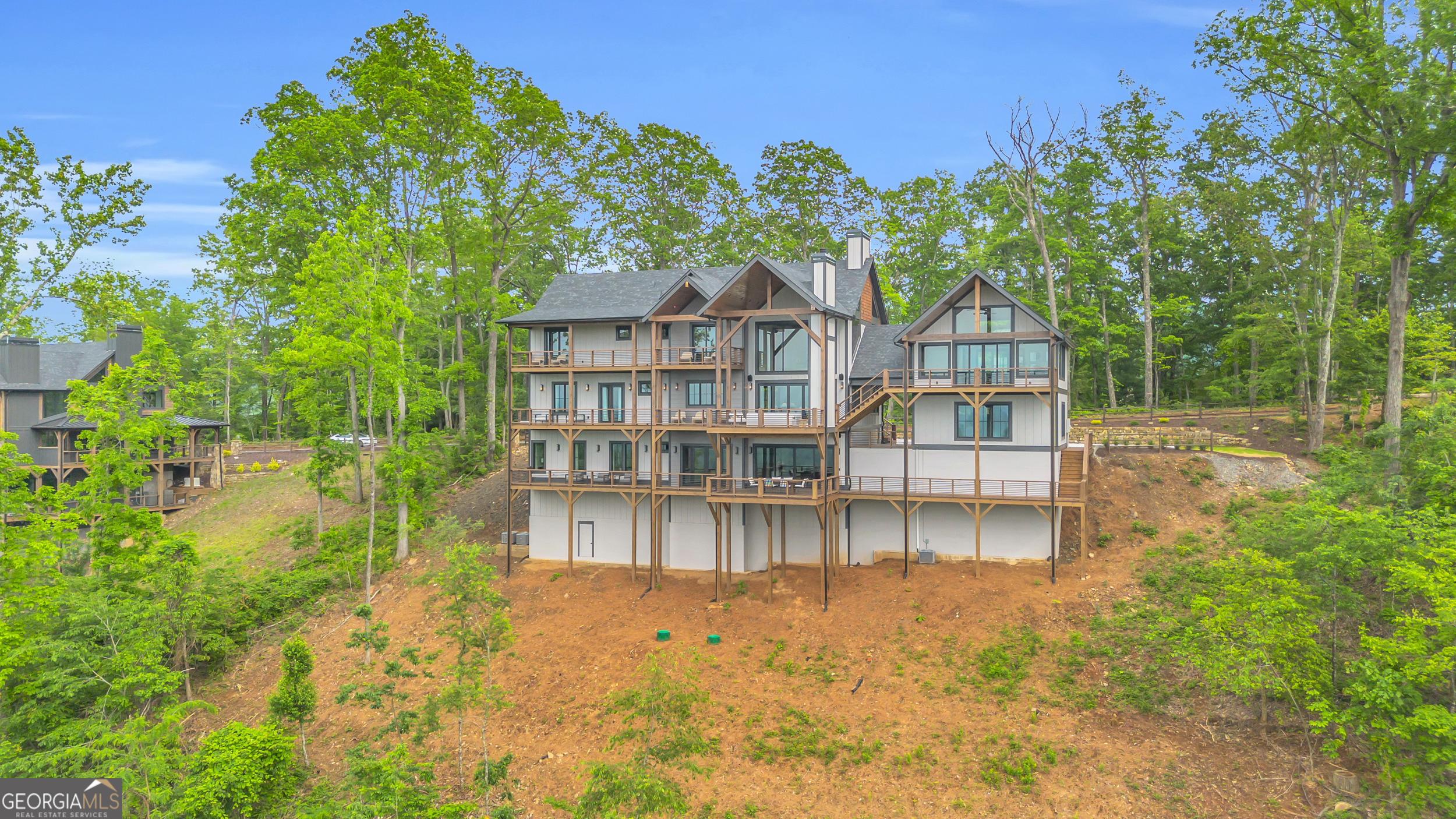 726 Overlook Drive