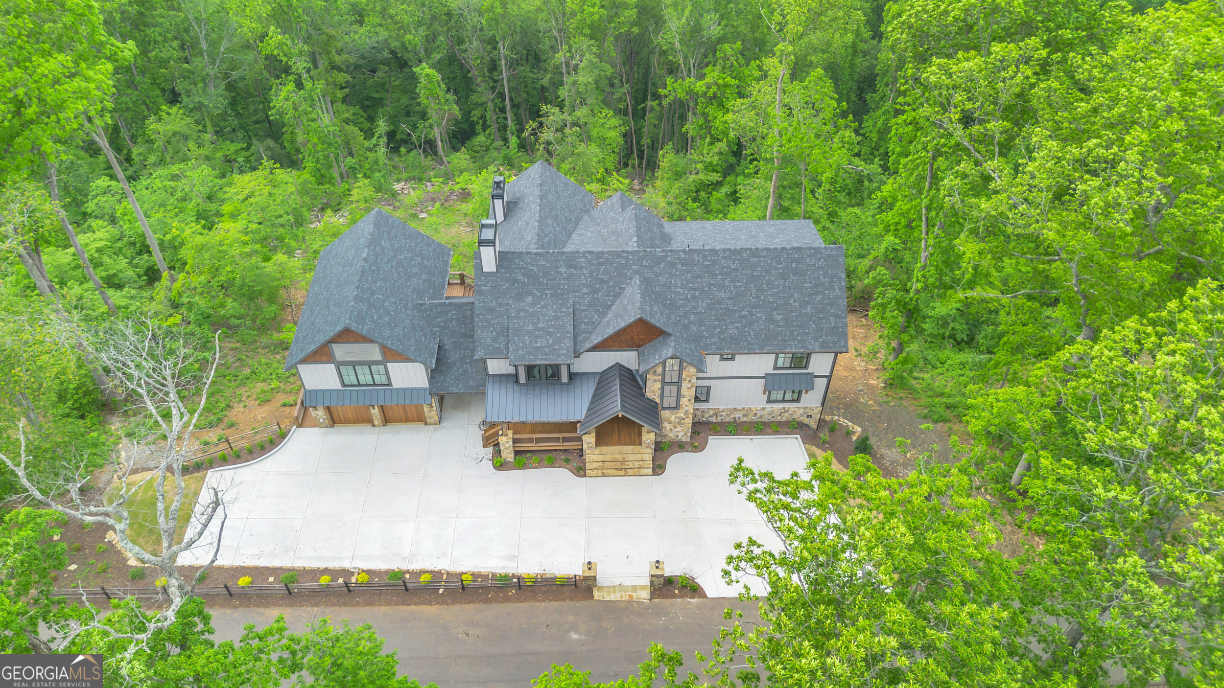 726 Overlook Drive