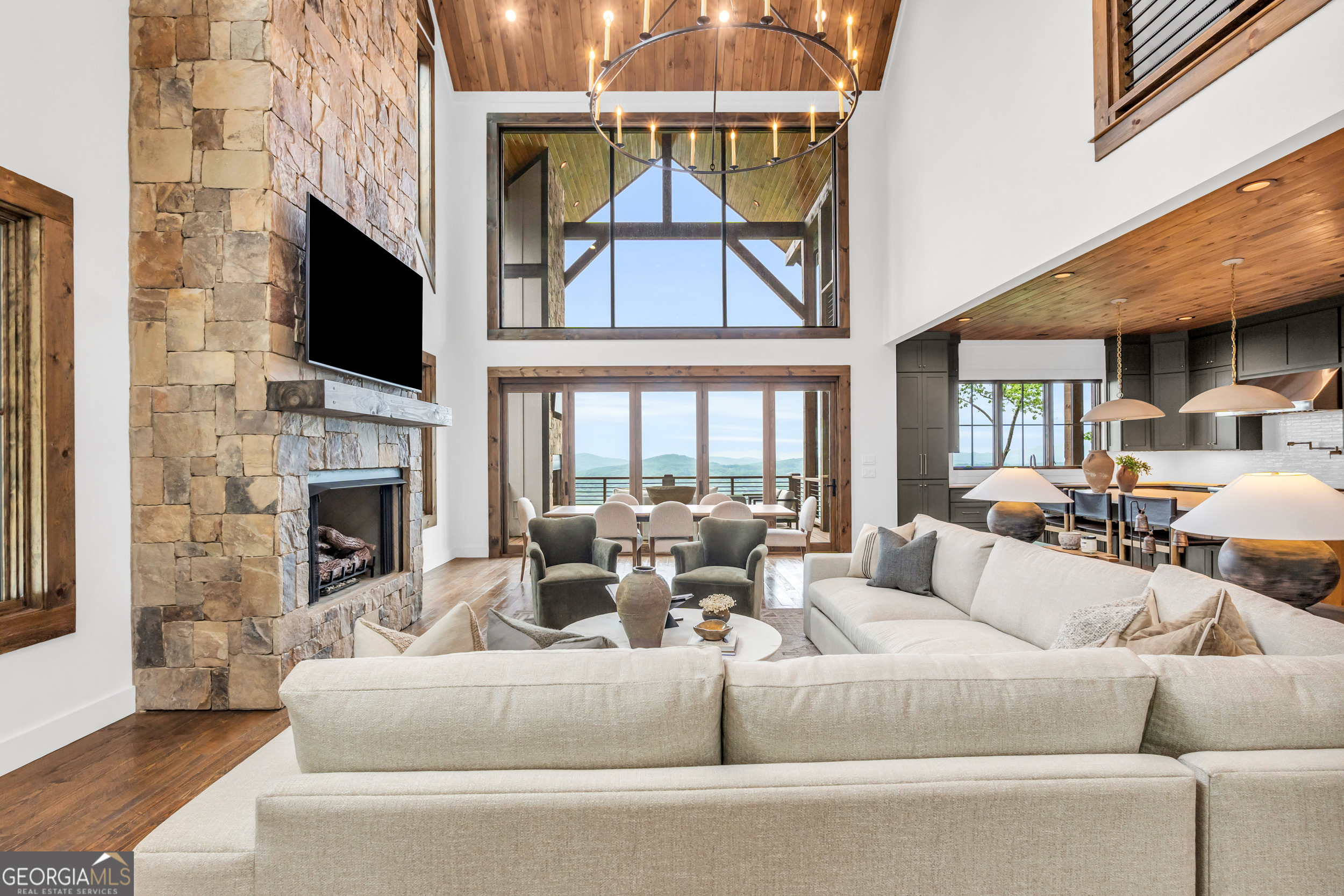 726 Overlook Drive