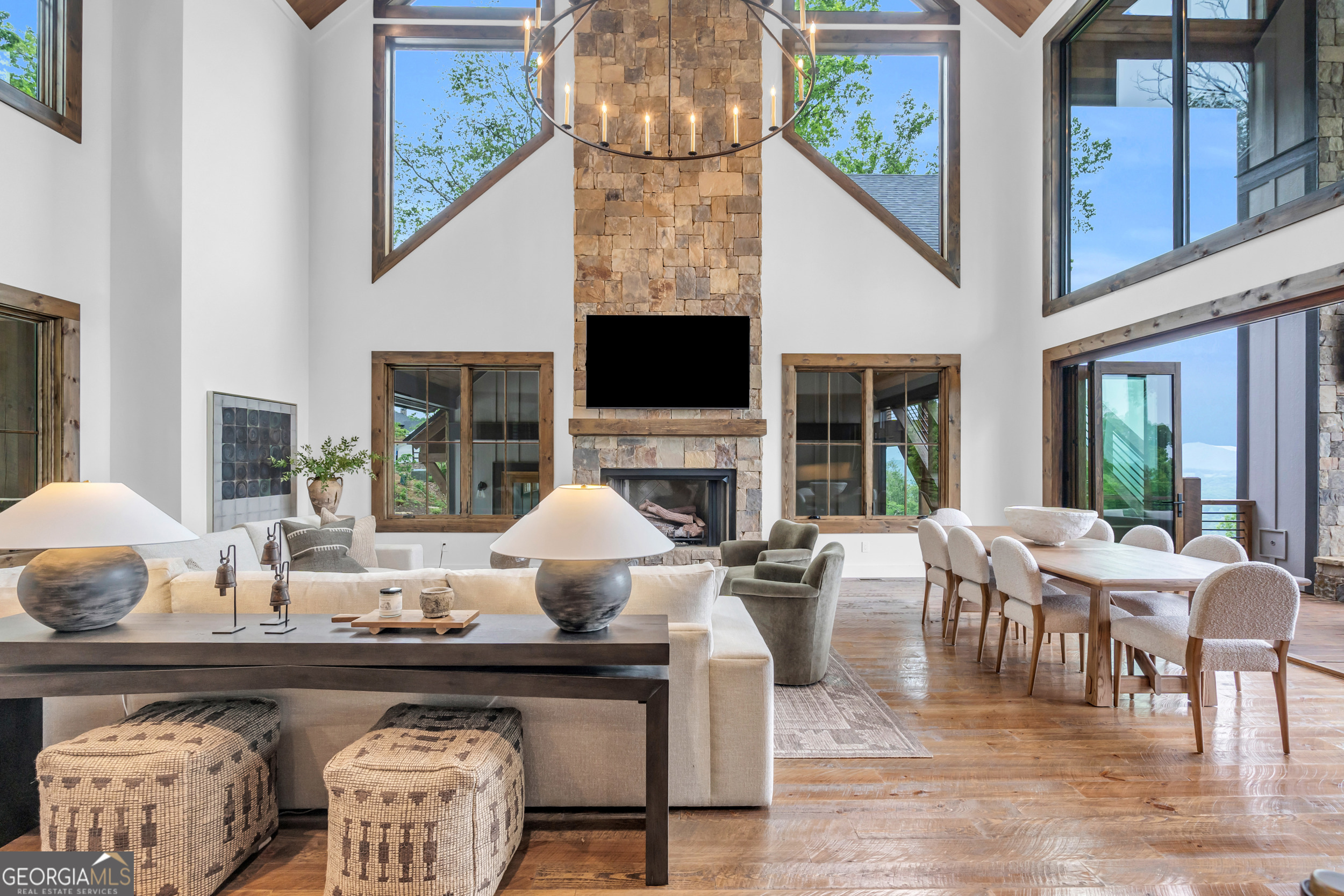 726 Overlook Drive