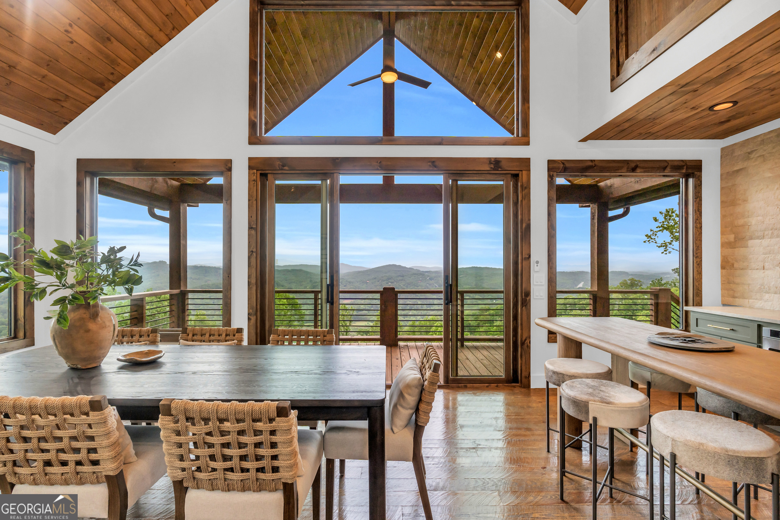 726 Overlook Drive