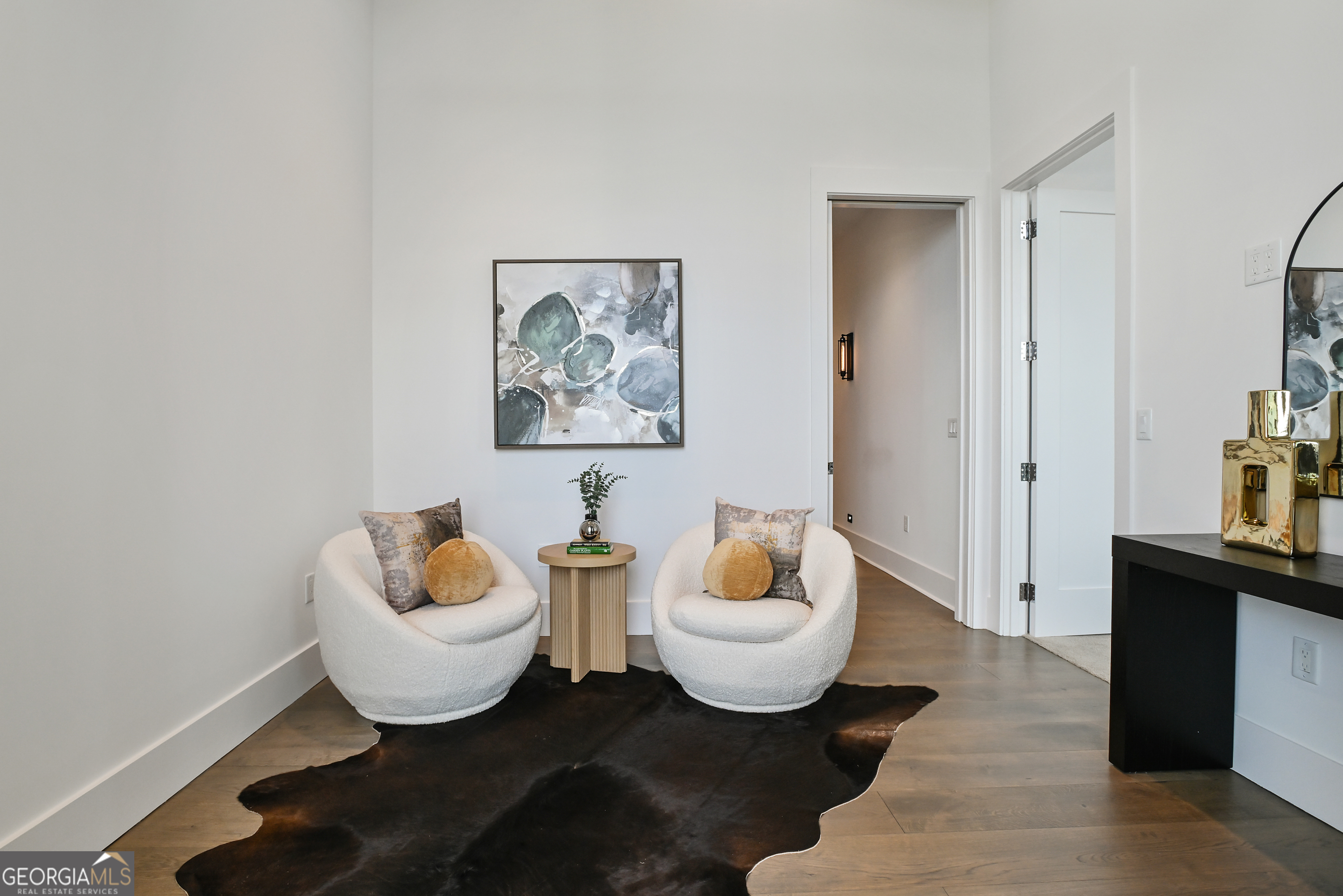 3107 Peachtree Road NE Unit: 2003 AKA PH3