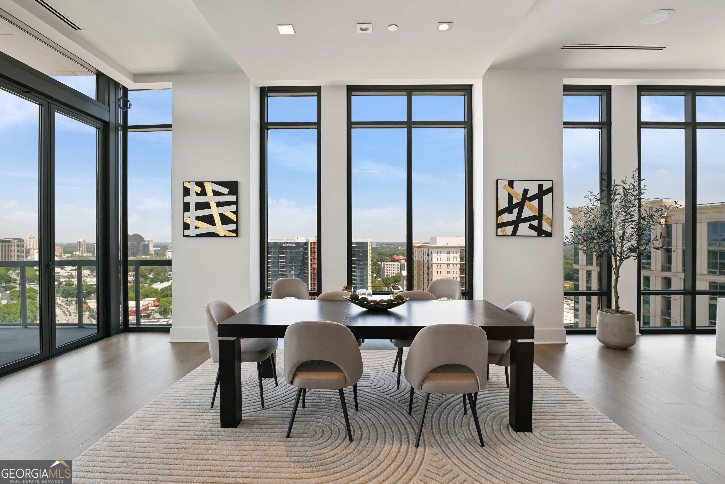 3107 Peachtree Road NE Unit: 2003 AKA PH3