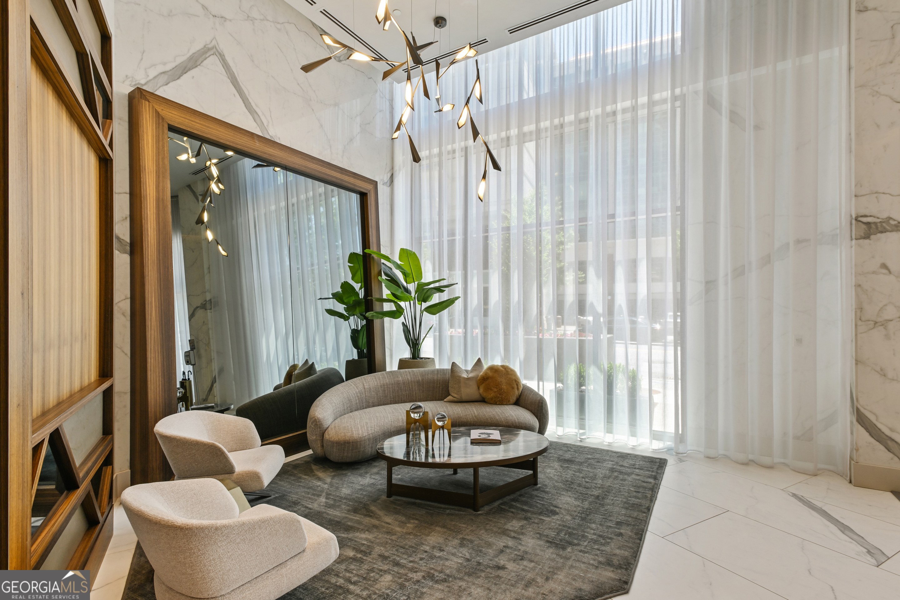 3107 Peachtree Road NE Unit: 2003 AKA PH3