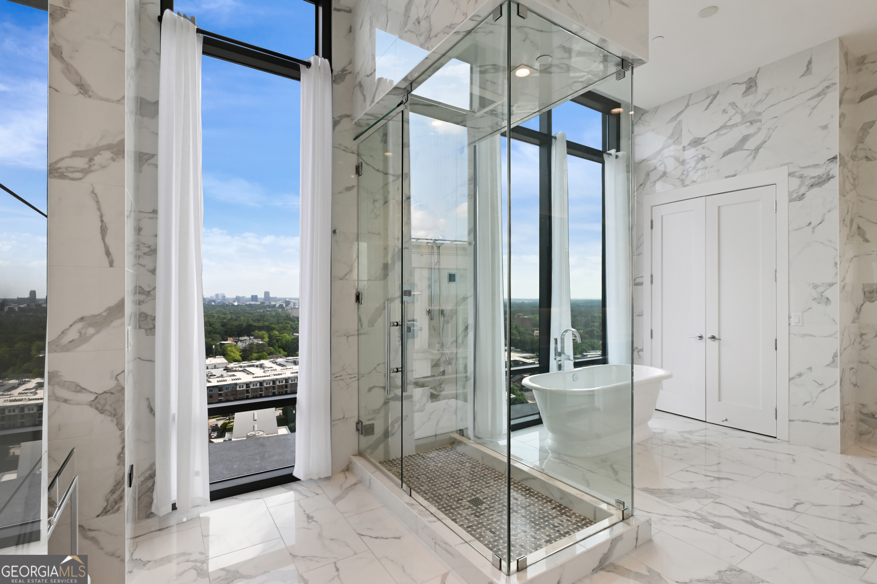 3107 Peachtree Road NE Unit: 2003 AKA PH3