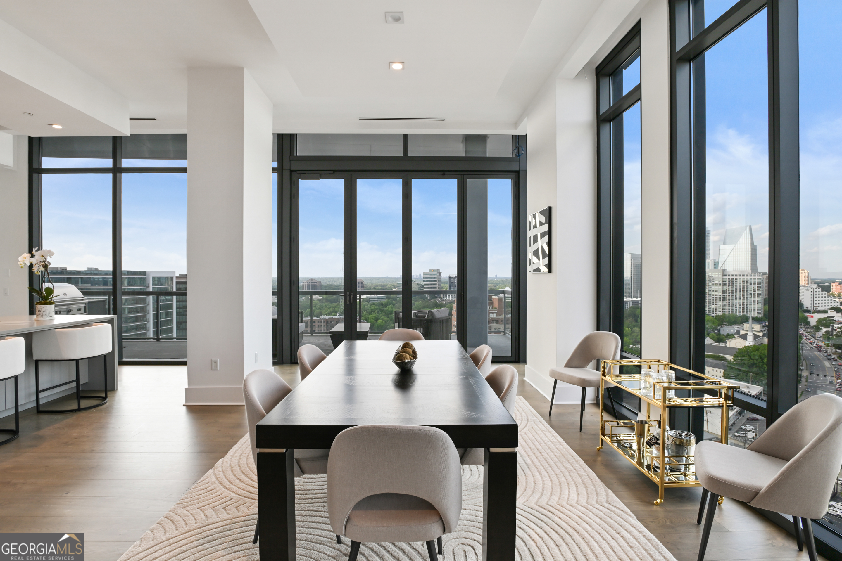 3107 Peachtree Road NE Unit: 2003 AKA PH3