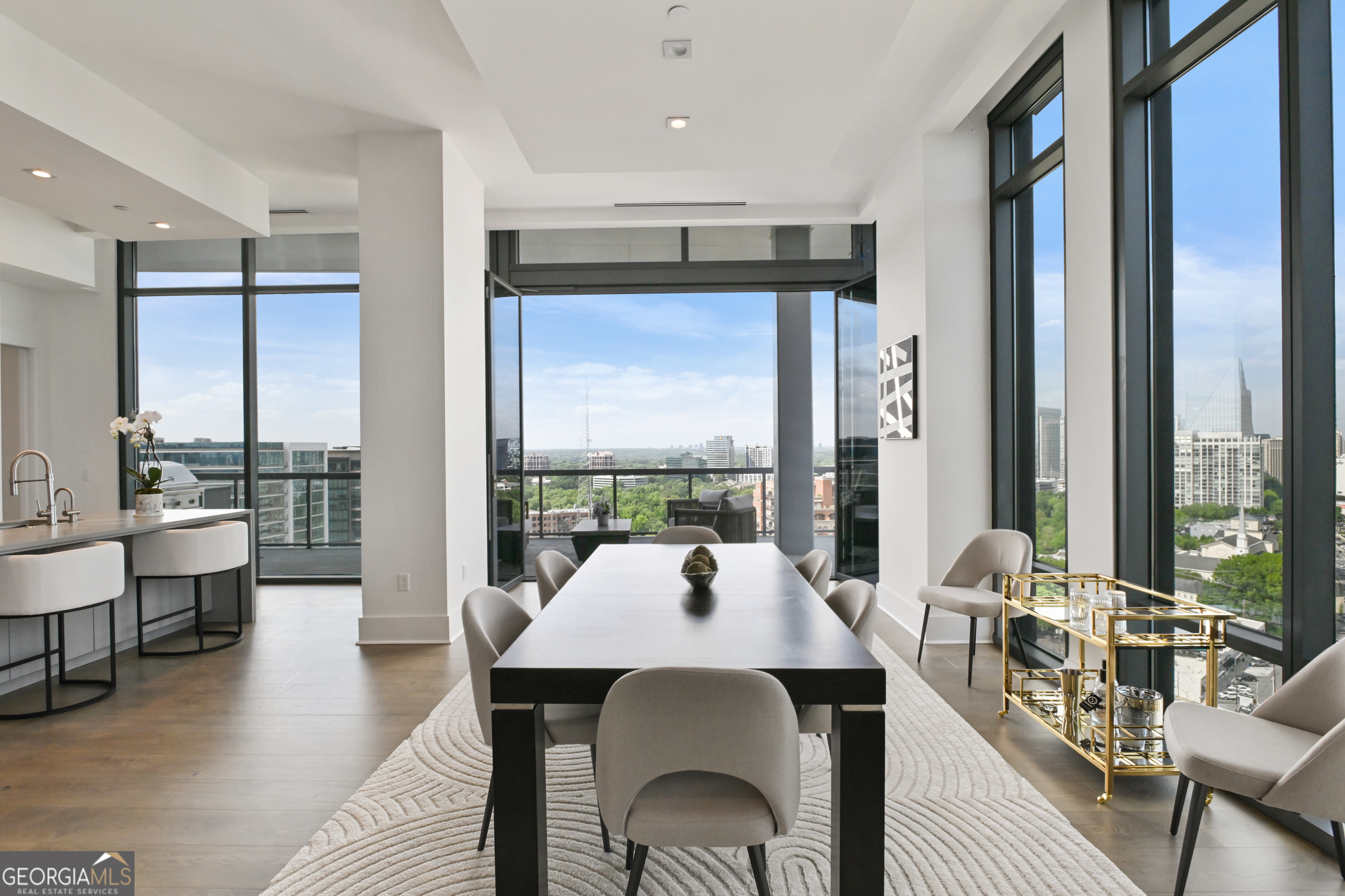 3107 Peachtree Road NE Unit: 2003 AKA PH3