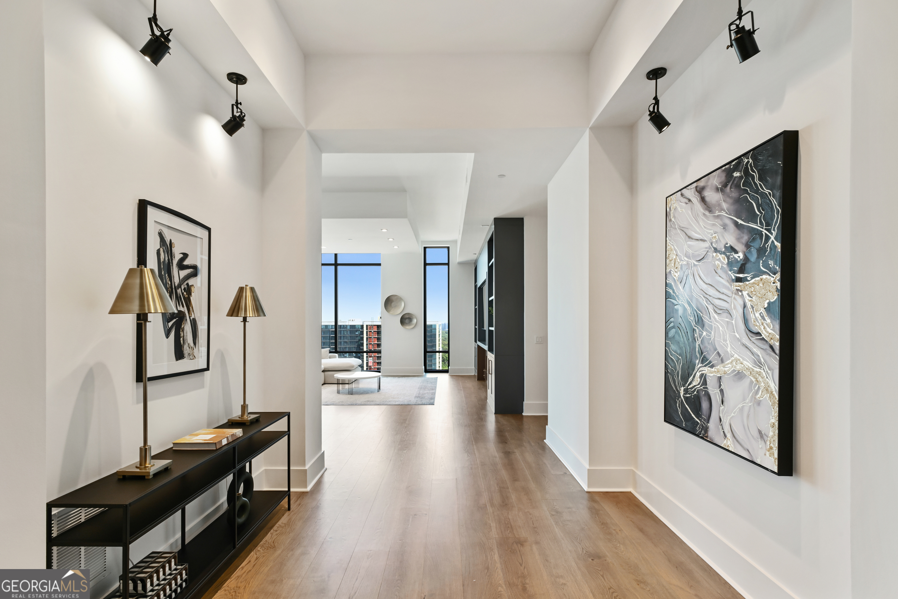 3107 Peachtree Road NE Unit: 2003 AKA PH3
