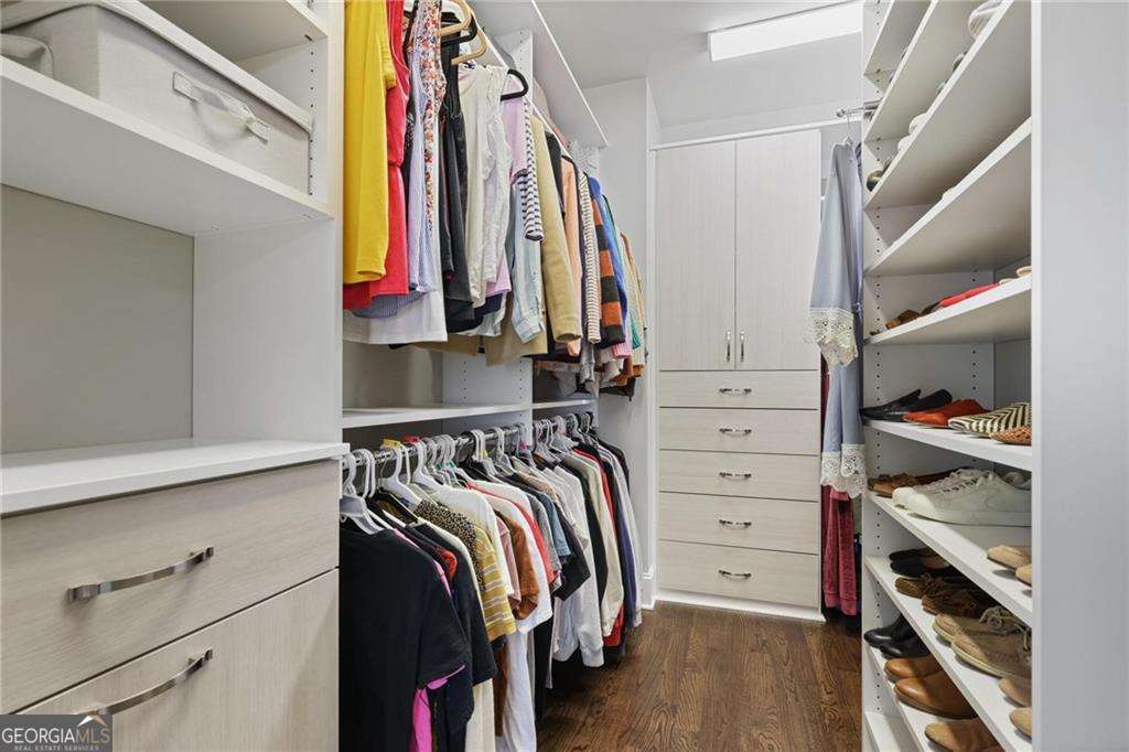 1582 Cambridge Place