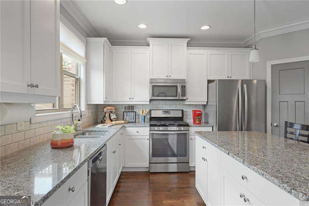 1582 Cambridge Place