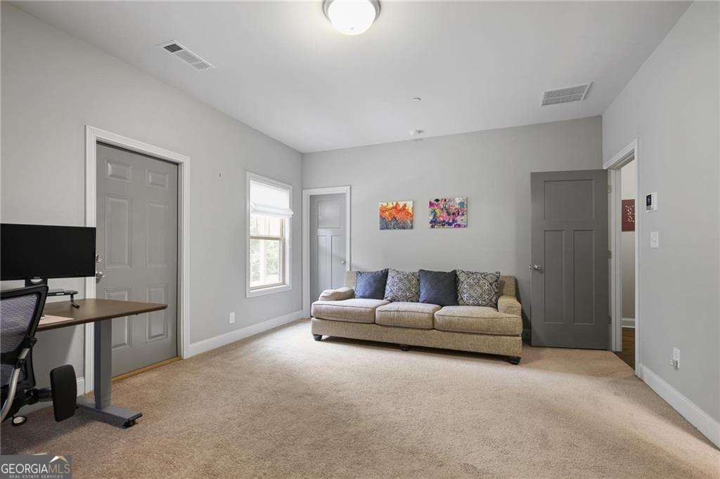 1582 Cambridge Place