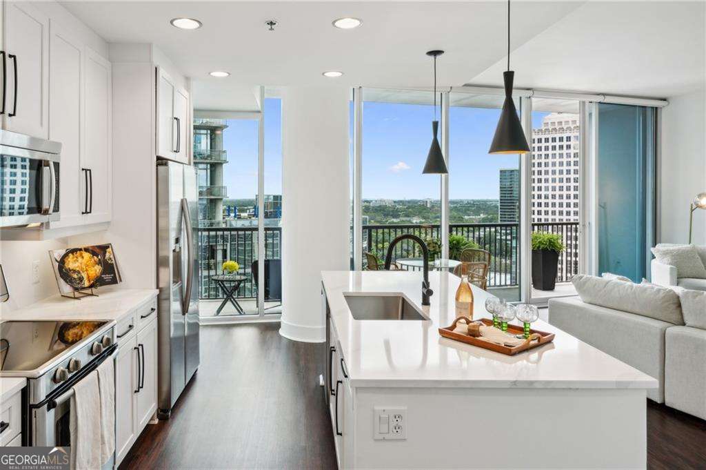 1080 Peachtree Street NE # 2309