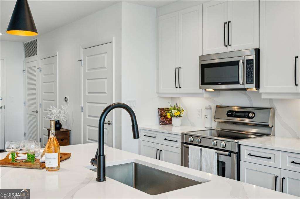 1080 Peachtree Street NE # 2309