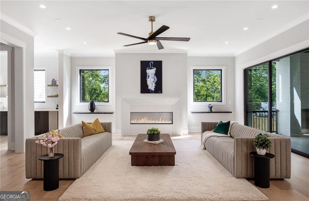 4091 Oak Forest Drive NE