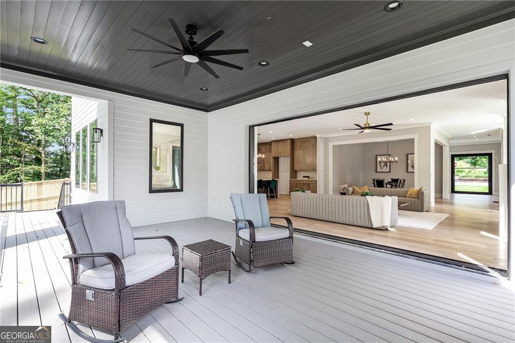 4091 Oak Forest Drive NE