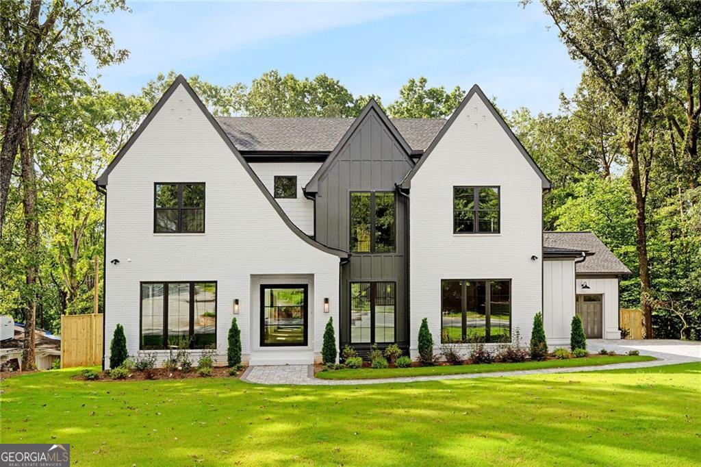 4091 Oak Forest Drive NE