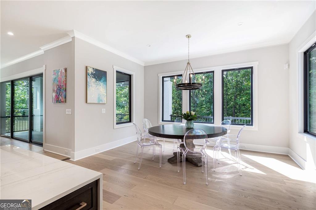 4091 Oak Forest Drive NE