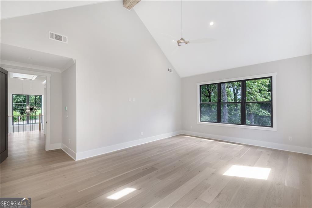 4091 Oak Forest Drive NE