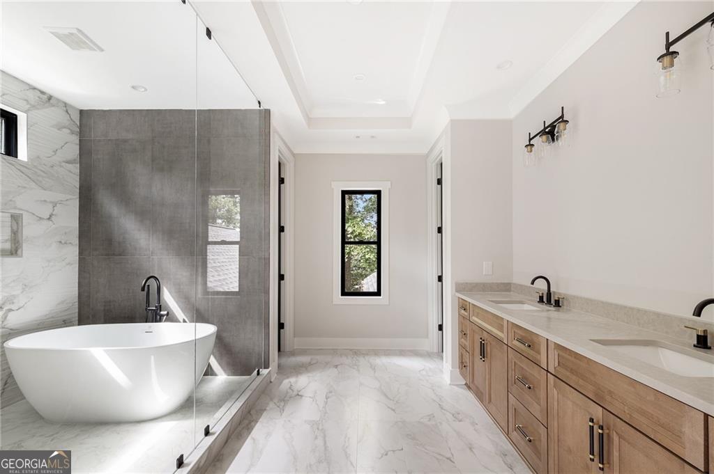 4091 Oak Forest Drive NE