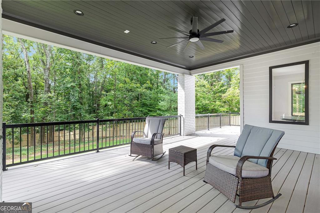 4091 Oak Forest Drive NE