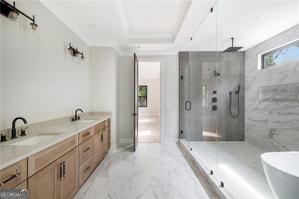 4091 Oak Forest Drive NE