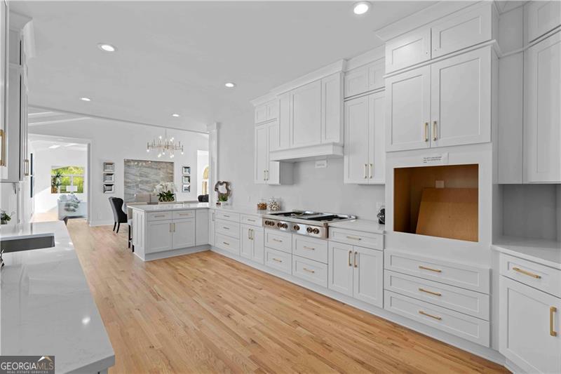 860 Crest Valley