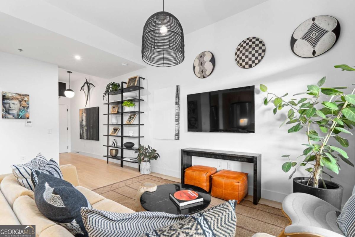 567 Ponce De Leon Avenue NE # 606