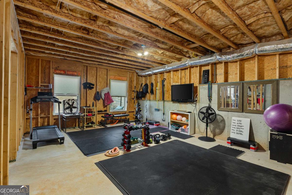 1186 Lincoln Drive