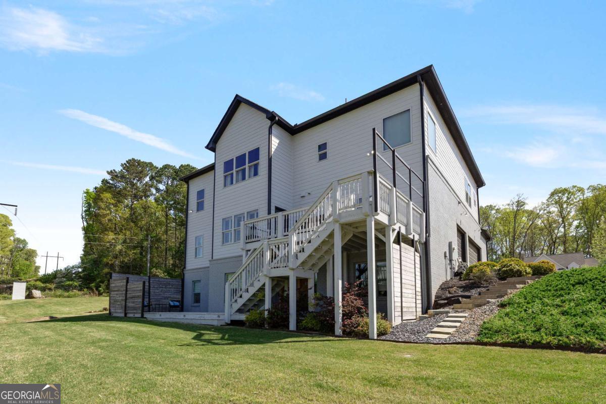 1186 Lincoln Drive