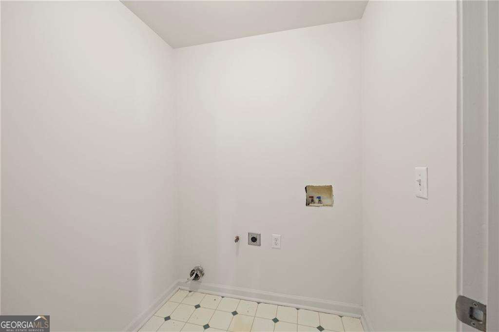 2890 Winterhaven Court