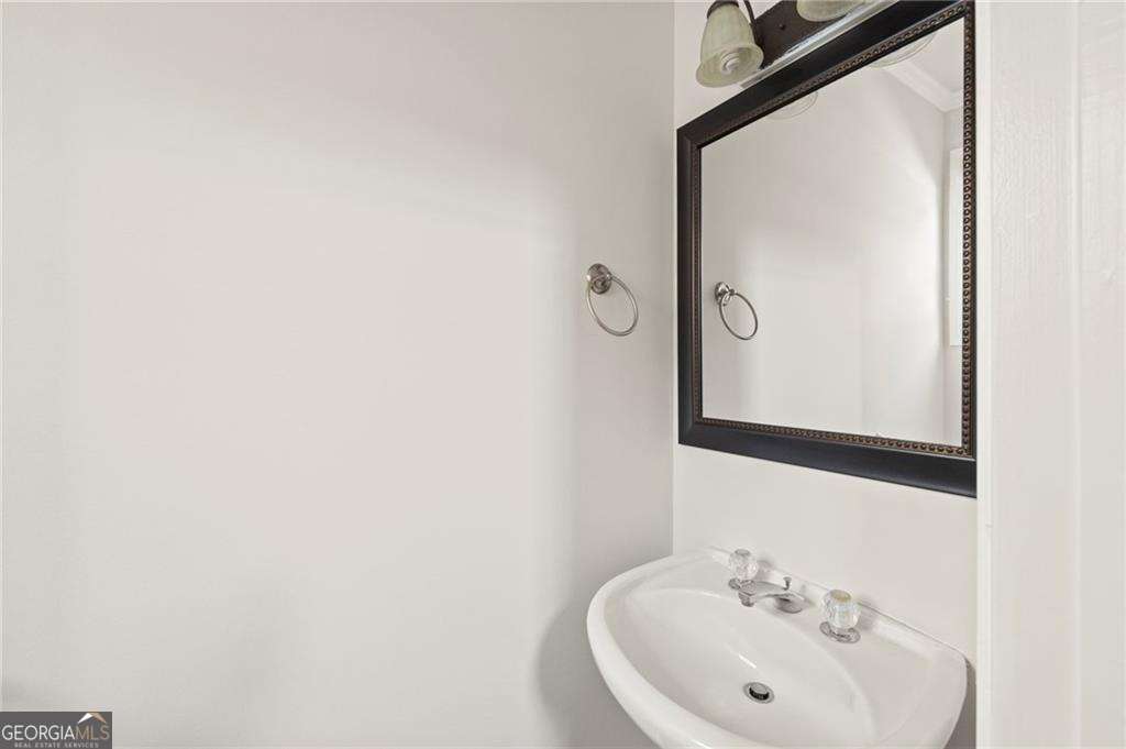 2890 Winterhaven Court