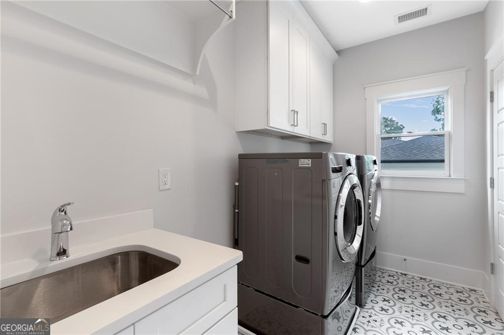 2602 Drew Valley Road NE