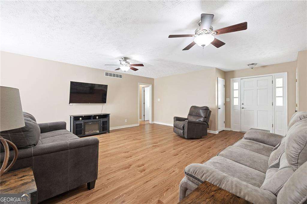 522 Knollwood Drive