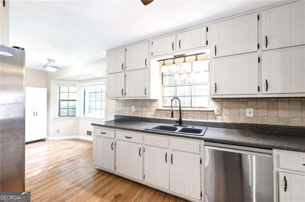 522 Knollwood Drive