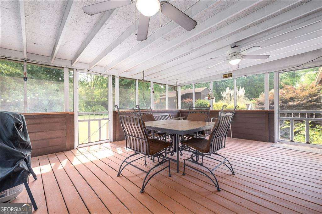 522 Knollwood Drive