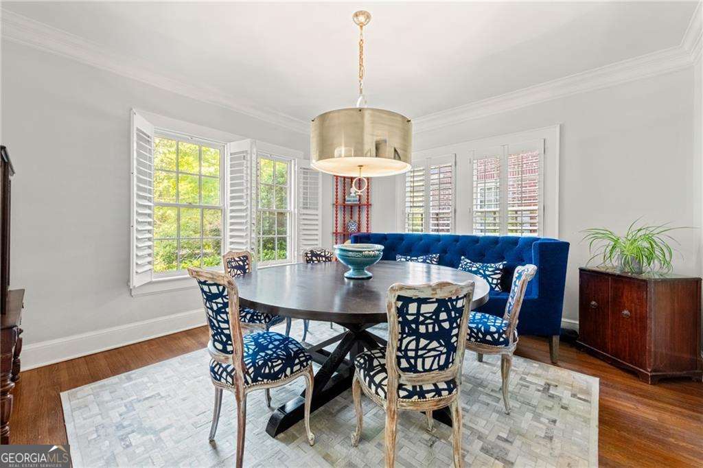 204 Rumson Road NE