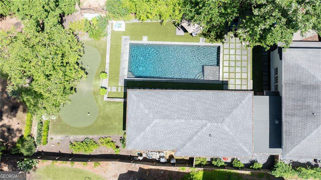 204 Rumson Road NE