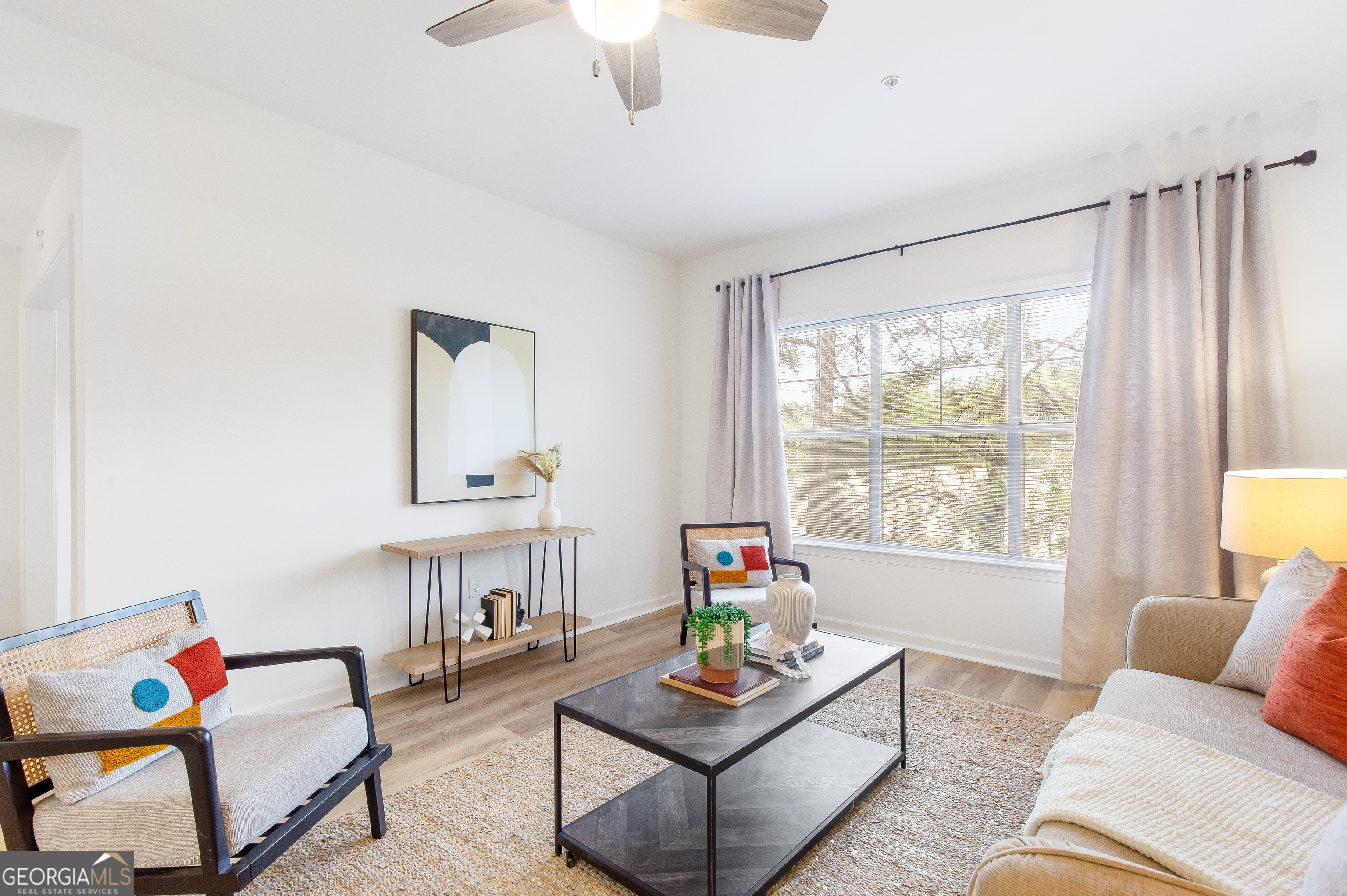 2700 Pine Tree Road NE # 2201