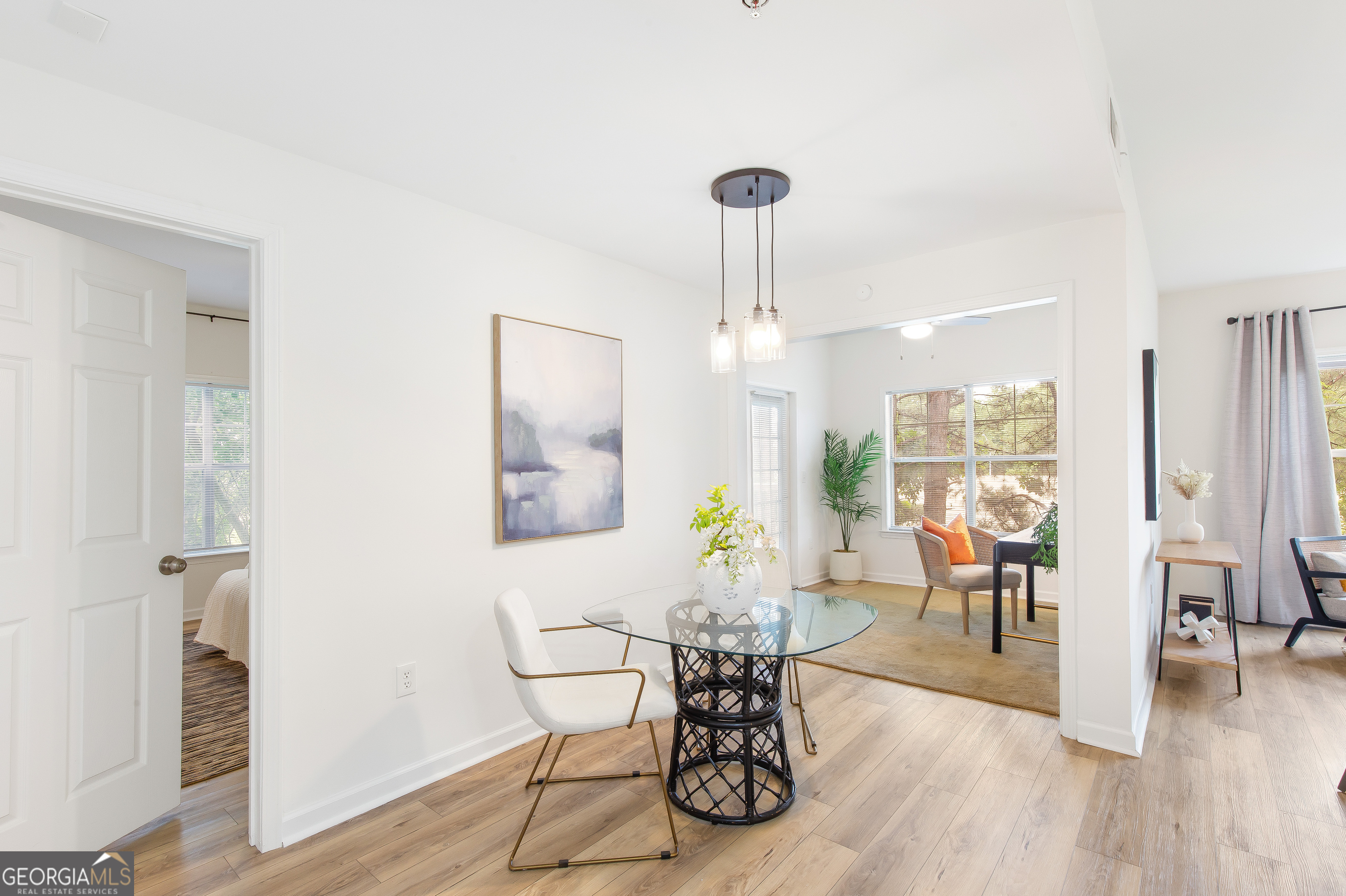 2700 Pine Tree Road NE # 2201