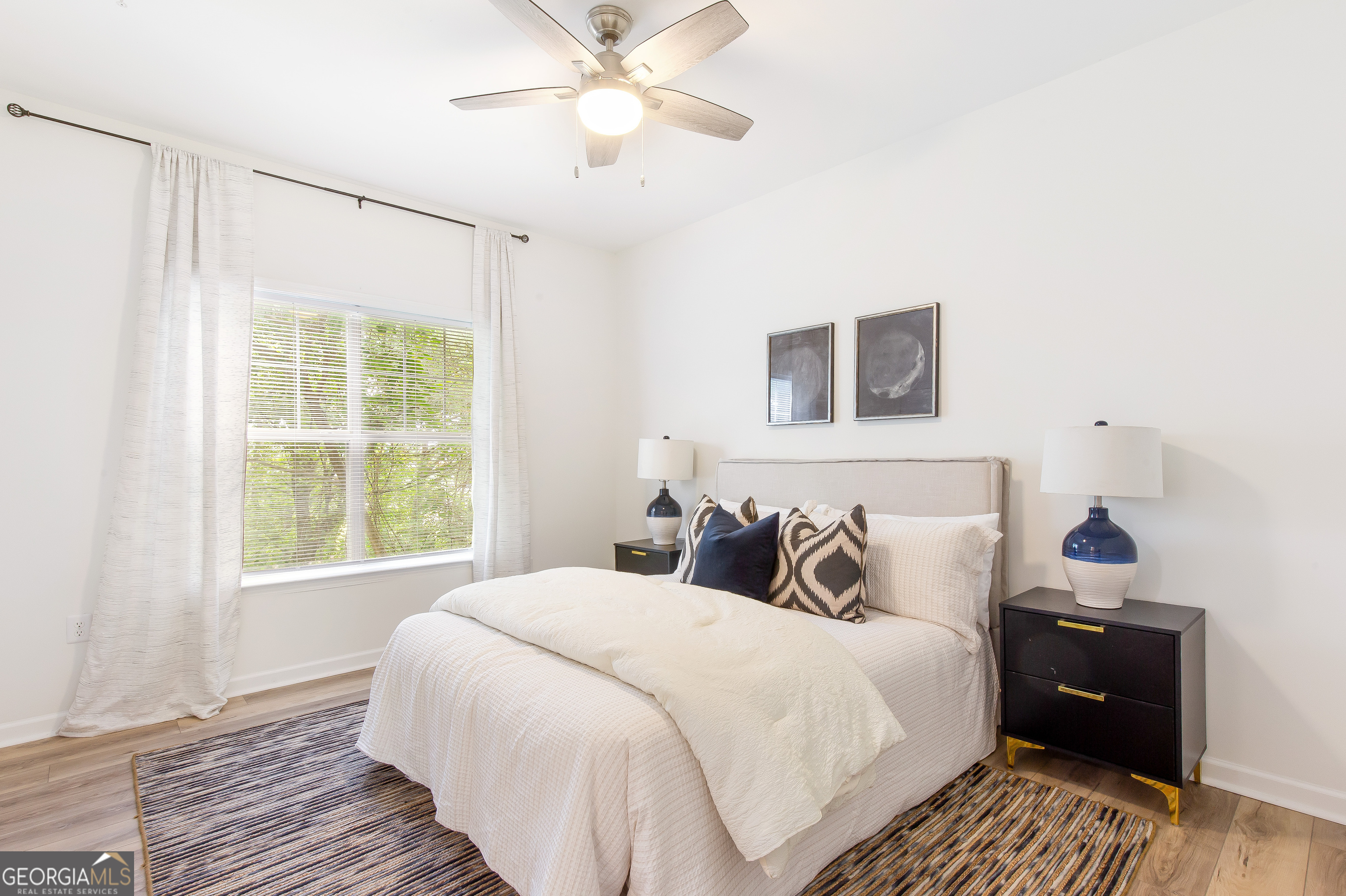 2700 Pine Tree Road NE # 2201