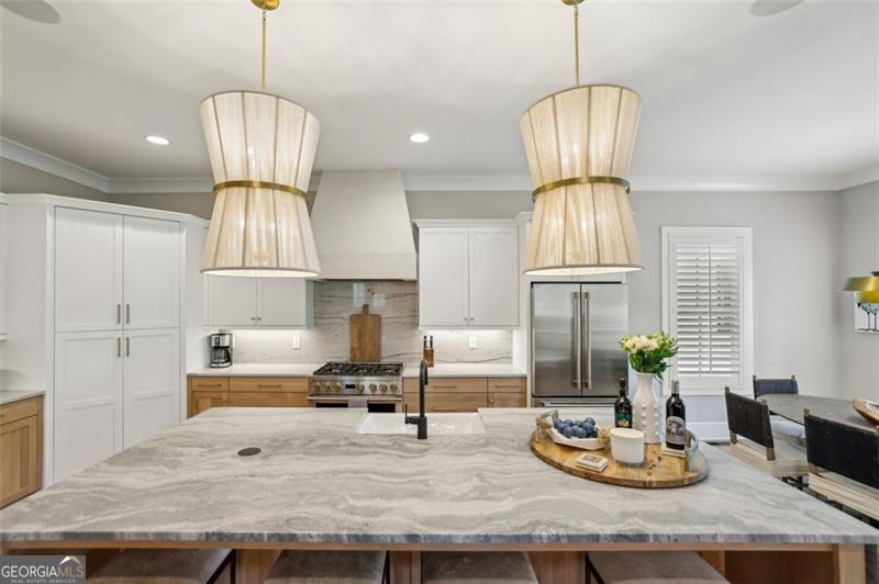 2583 Apple Valley Road