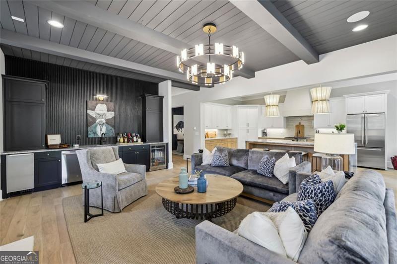 2583 Apple Valley Road