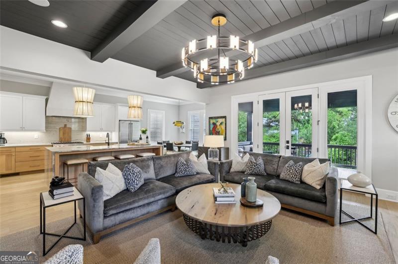 2583 Apple Valley Road