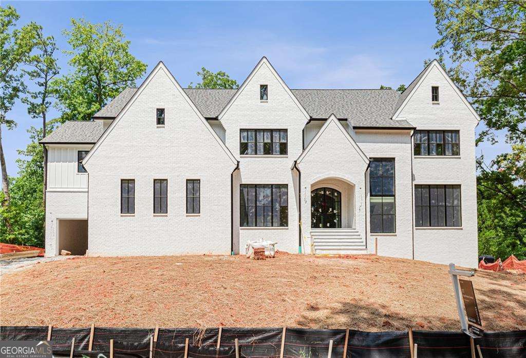 3118 Lanier Drive NE