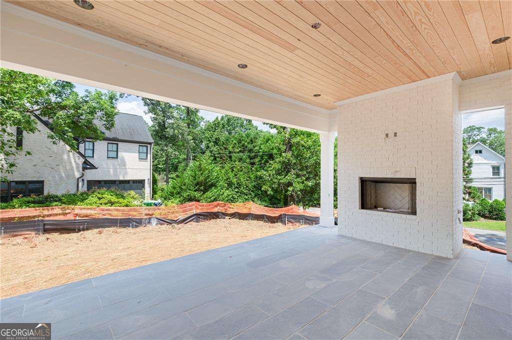 3118 Lanier Drive NE